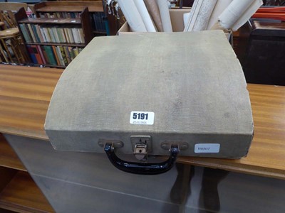 Lot 5191 - Vintage travelling typewriter
