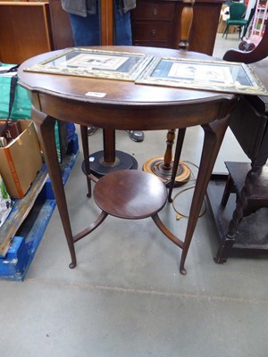 Lot 5201 - Edwardian circular mahogany table with second...