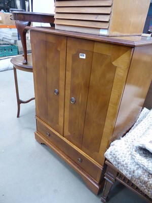 Lot 5223 - Reproduction yew TV cabinet