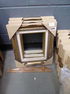 Lot 5259 - Three gilt painted picture frames