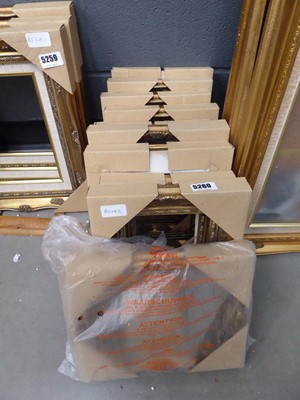 Lot 5260 - Quantity of small gilt painted picture frames