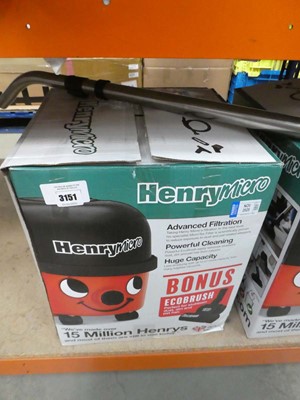 Lot 3151 - Henry Micro vacuum cleaner