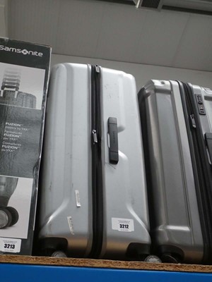 Lot 3212 - Large hard shelled Samsonite suitcase