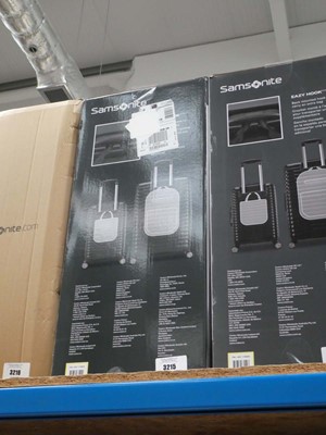 Lot 3215 - Two piece hard shelled Samsonite suitcase set...