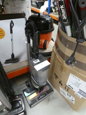 Lot 3181 - Shark Duo Clean anti hair wrap plus vacuum...