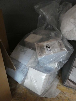 Lot 3234 - Box of cowboy boot night lights