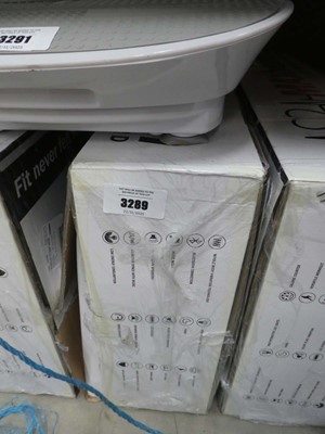 Lot 3289 - Max Health fitness board