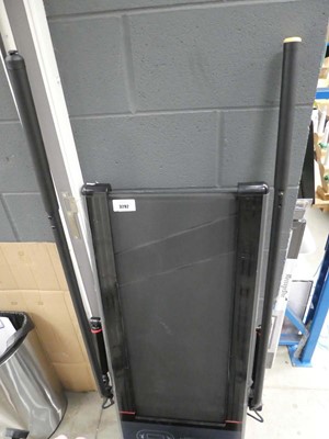 Lot 3292 - Max Health fitness treadmill