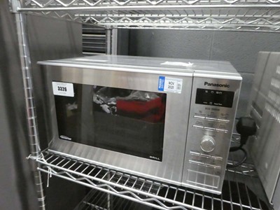 Lot 3326 - Panasonic Inverter grill microwave