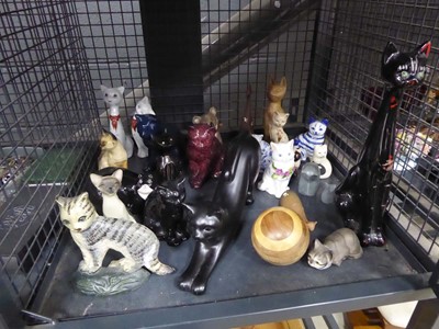 Lot 5506 - (4) Cage containing ornamental cats