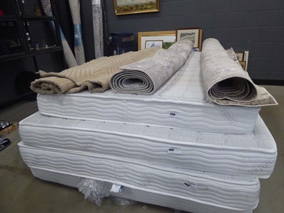 Lot 5440 - 4'6 Dormeo memory foam mattress