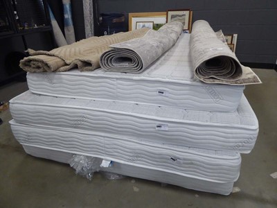 Lot 5441 - 5' Dormeo memory foam mattress