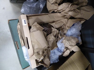 Lot 5526 - 2 boxes containing various glass vases plus...