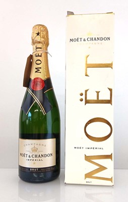 Lot 315 - A bottle of Moet & Chandon Brut Imperial...