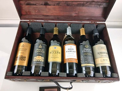 Lot 382 - A Rioja Gift Chest of 6 bottles, 1x Bodegas...