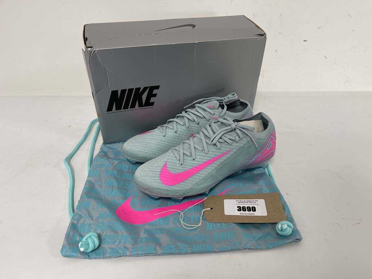 Lot 3690 - Nike zoom vapor 16 elite football boots in...