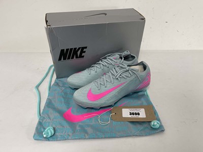 Lot 3690 - Nike zoom vapor 16 elite football boots in...