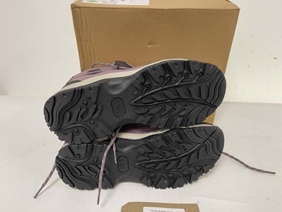 Lot 3692 - Mountain Warehouse adventurer waterproof...