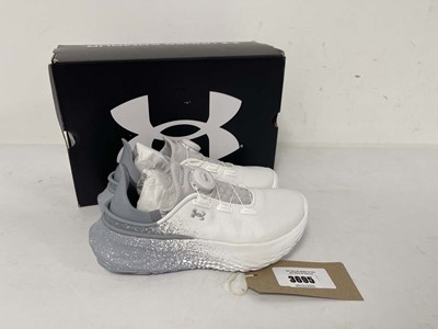 Lot 3695 - Under Amrour slipspeed mega fade trainers in...