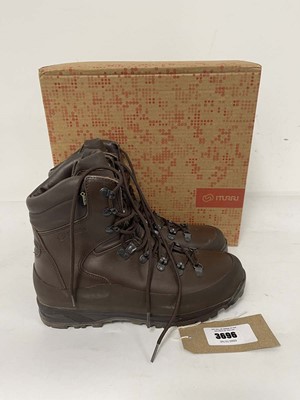 Lot 3696 - Iturri combat high boots in brown size UK10 -...
