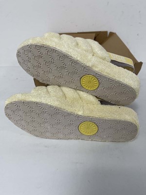 Lot 3715 - Ugg fluff yeah terry slippers in yellow size...