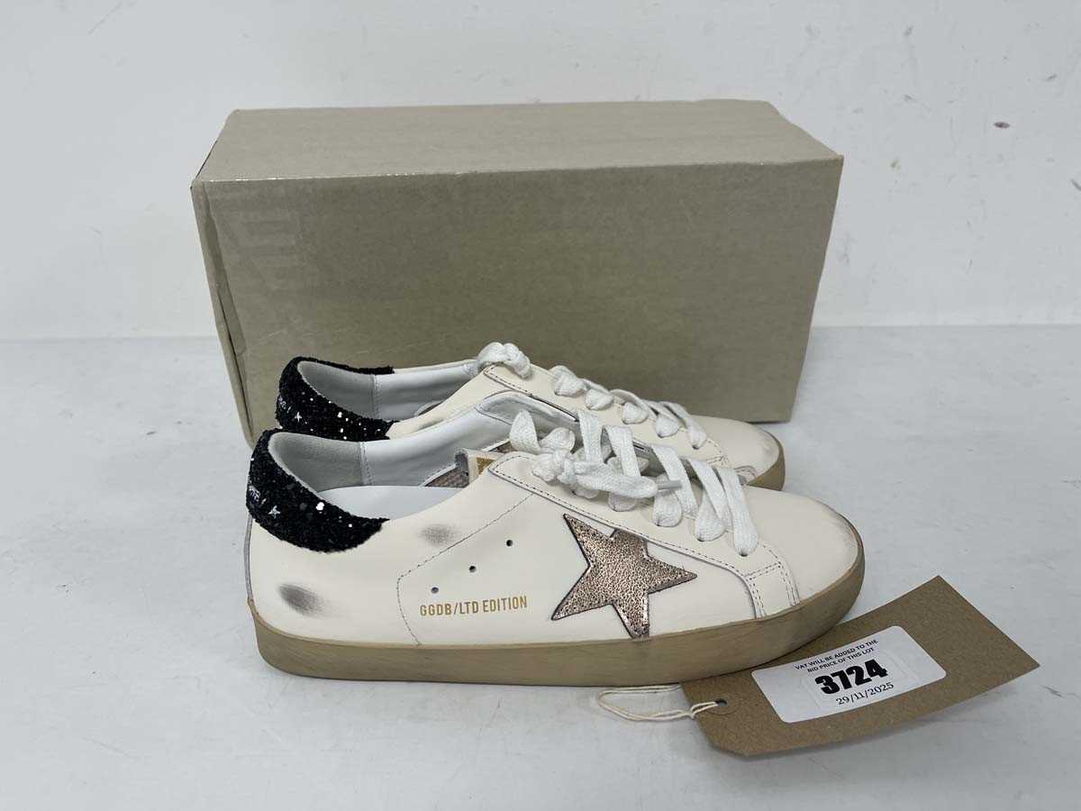 Lot 3724 - Golden Goose superstar white silver metal...