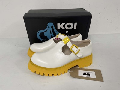 Lot 3749 - Koi X Hatsune Miku rin & len chunky mary janes...