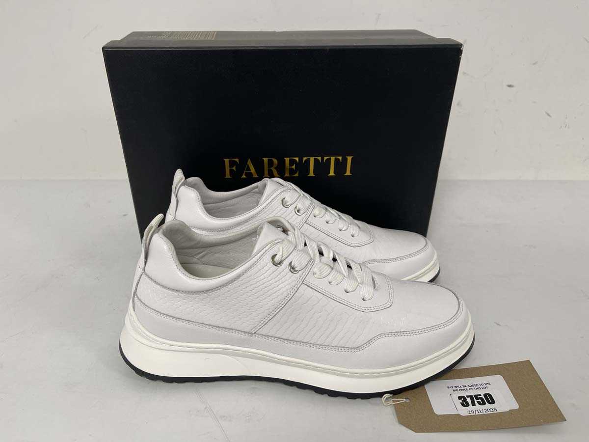 Lot 3750 - Faretti masi leather trainers in white size...