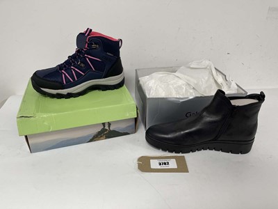 Lot 3782 - 2x Boxed pairs of boots to include Riemot UK4...