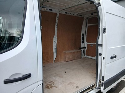 Lot 4003 - (ET10 EKF) 2010 Renault Master MM33 DCI 100...