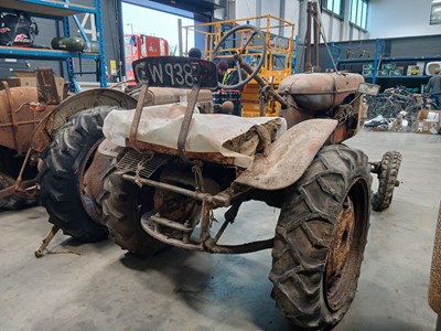 Lot 4142 - 1943 Allis-Chalmers Model B (American) petrol...