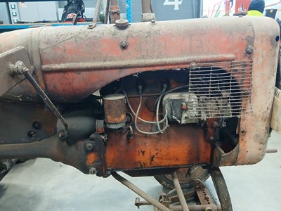 Lot 4142 - 1943 Allis-Chalmers Model B (American) petrol...