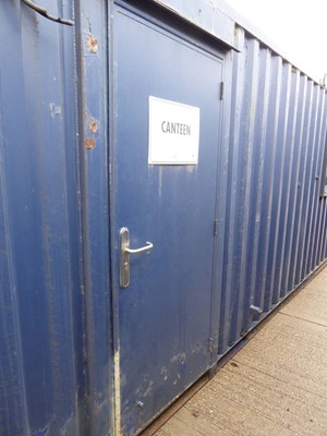 Lot 4011 - 32ft x 10ft blue corrugated steel site canteen...