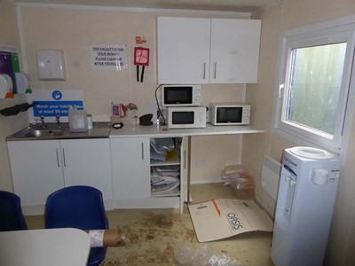 Lot 4014 - 32ft x 10ft Alsim Eco blue steel site canteen...