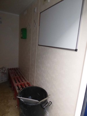 Lot 4014 - 32ft x 10ft Alsim Eco blue steel site canteen...