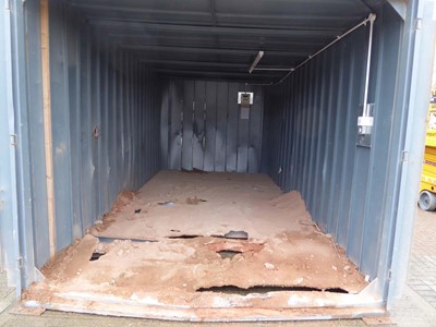 Lot 4023 - 20ft 6 inch x 10ft grey steel storage...