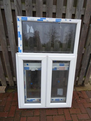 Lot 4192 - 2 double glazed PVC windows