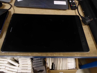 Lot 2239 - Huion Camvas Pro 16 creative pin display