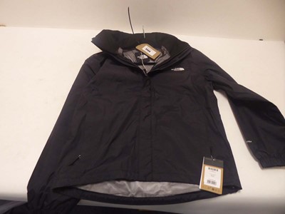 Lot 3469 - The North Face Resolve Jacket in black size...