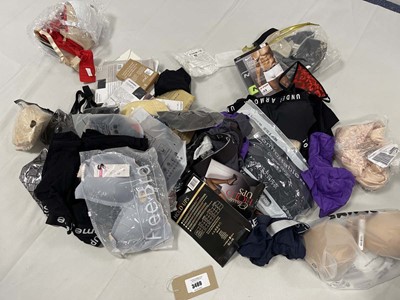 Lot 3489 - Selection of mixed underwear