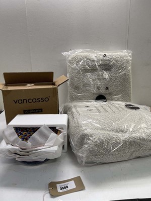 Lot 3569 - Set of 6 Vancasso decorative bowls plus 2x...