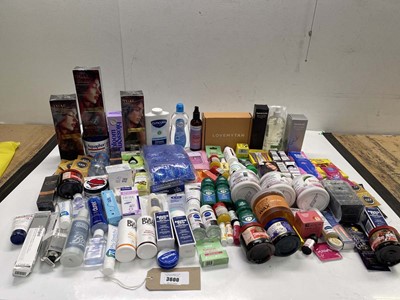 Lot 3600 - Large bag of mixed toiletries