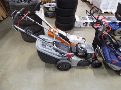 Lot 4064 - Al-ko silver 470 BRE rotary self propelled...