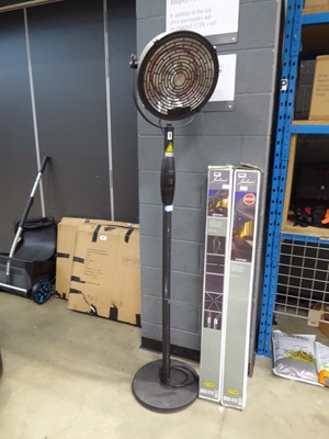Lot 4082 - Sunred 240V garden patio heater