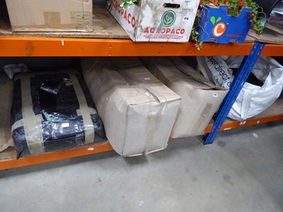 Lot 4119 - Underbay containing an assortment of items to...