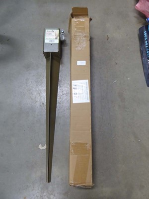 Lot 4127 - Box containing two 75mm x 75mm fencefix fence...