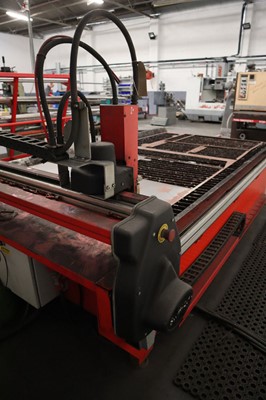 Lot 4 - Swift Cut Automation flat bed plasma cutter...