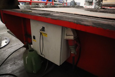 Lot 4 - Swift Cut Automation flat bed plasma cutter...