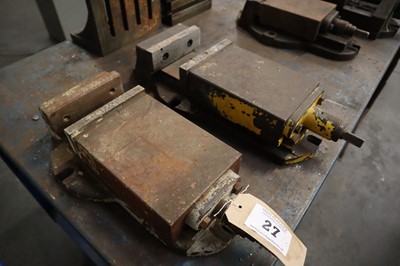 Lot 27 - 2x 6" machine vices