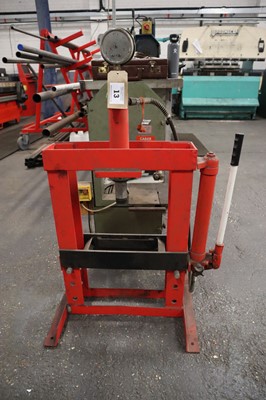 Lot 13 - Clarke Strongarm CSA10DB bench mountable press,...